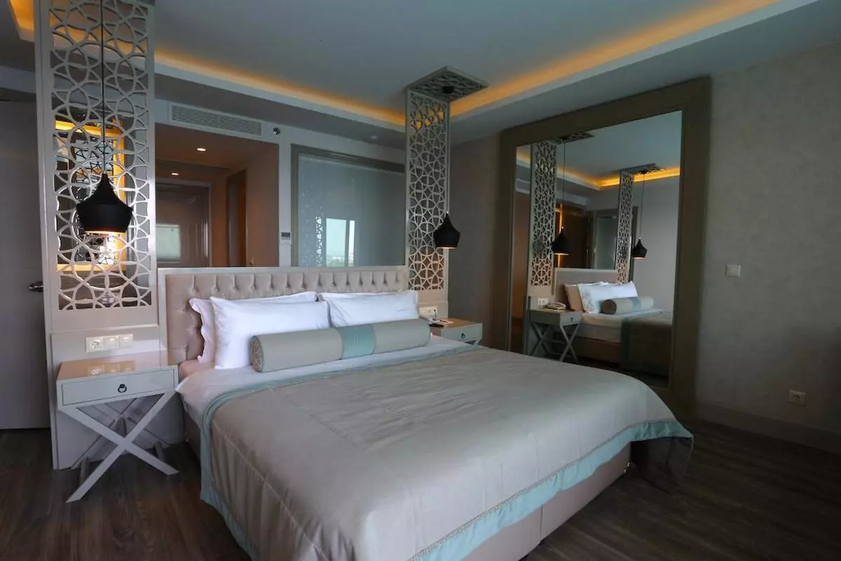 CLUBBLUEDREAM_SHABAVIZ (13).jpg